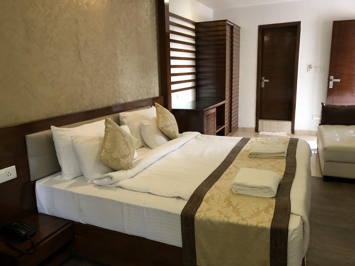 The Verda Le Pearl Candolim Exterior foto